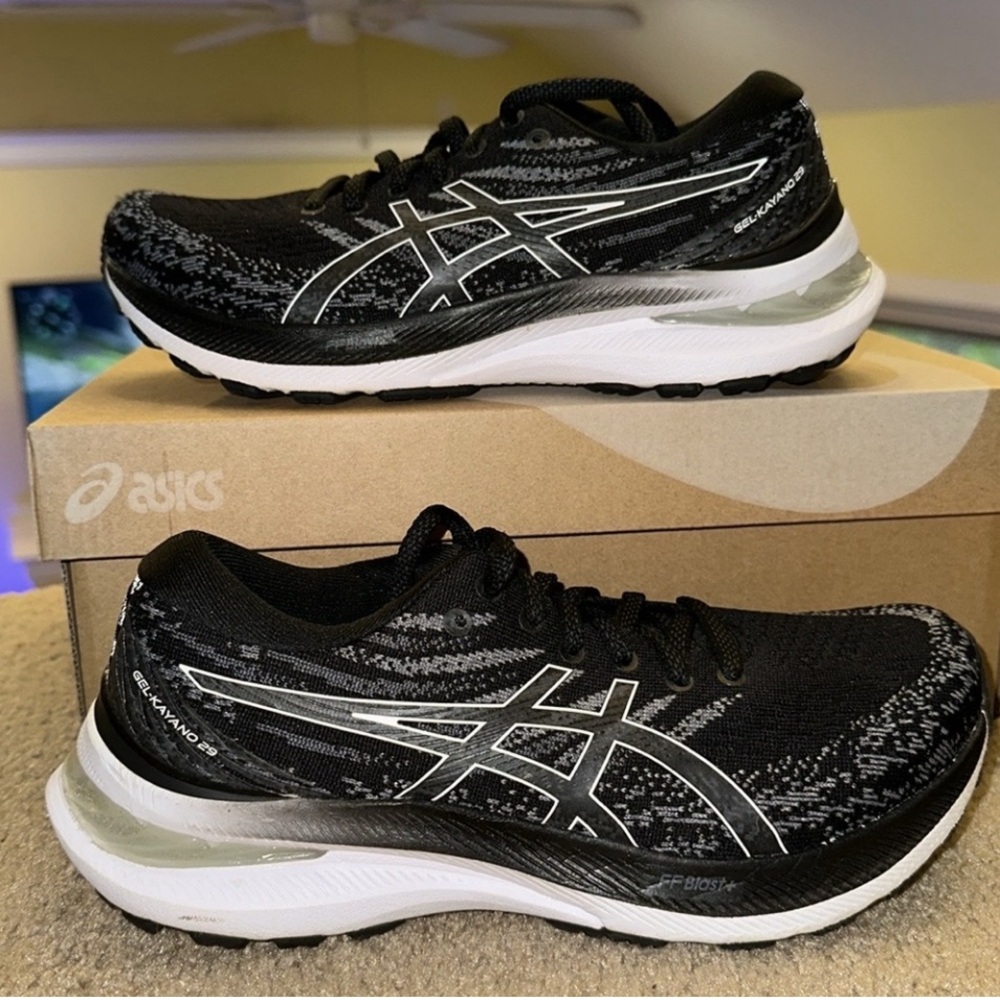 Women’s ASICS gel kayano sneakers